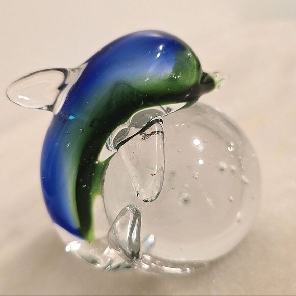 Hand blown art glass dolphin paperweight - Picture 7 of 8